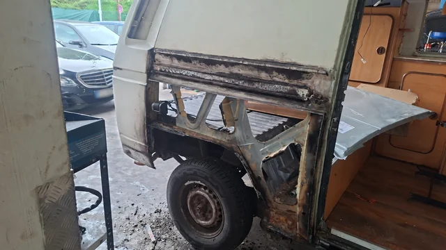 Restaurierung VW T3 – Karosseriearbeiten, Foto 1